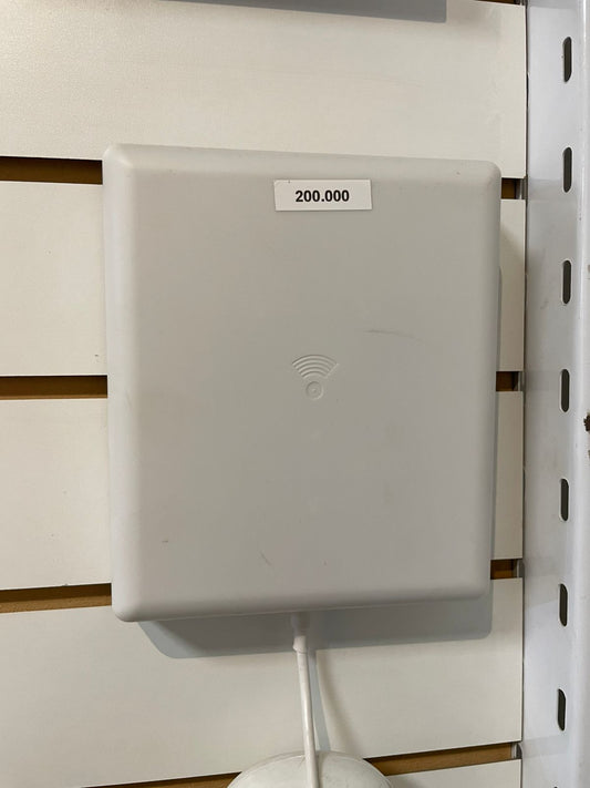 ANTENA DE PANEL DE PARCHE